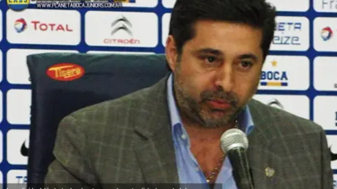 Angelici: “El no socio tiene la posibilidad de hacerse adherente”