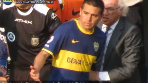 Riquelme: “Si los dirigentes son normales, tienen que decirle que siga”