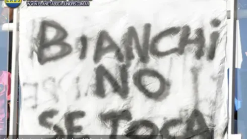 Apoyo al Virrey en La Bombonera