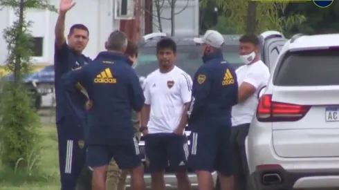 Video: Riquelme apareció en el predio de Boca en Ezeiza