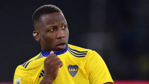 Advíncula finalizó su trámite de ciudadanía español