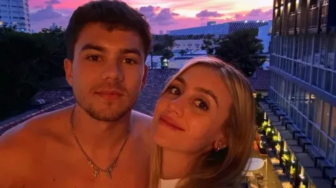 Lucas Blondel junto a Morena Beltrán, su pareja