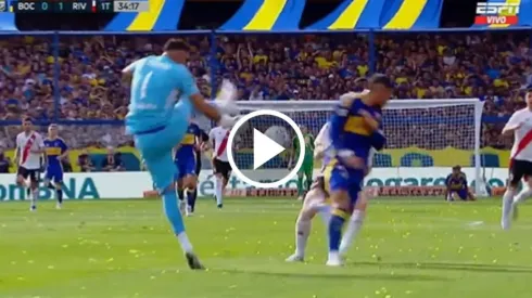 El insólito error de Sergio Romero que pudo haber sido gol de River.