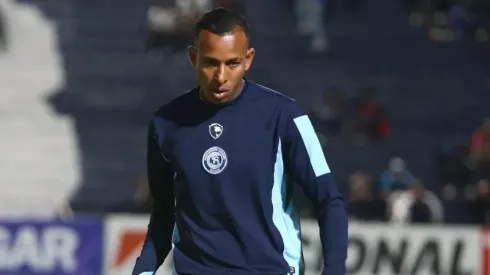 Las opciones que tiene Villa para su futuro.