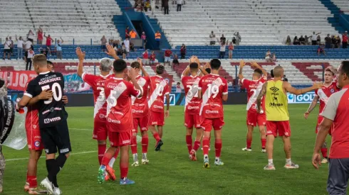 Argentinos pierde a dos futbolistas para el partido contra Boca.