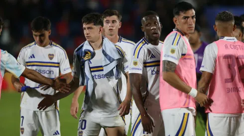 Luis Advíncula podría salir del equipo titular de Boca