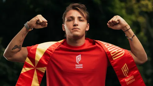 Mateo Retegui fue presentado en Al-Qadsiah