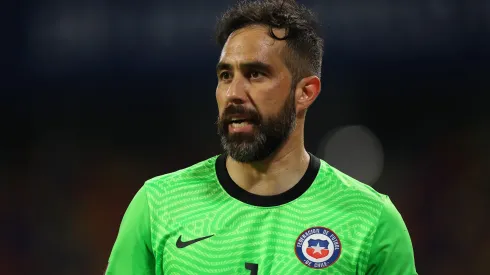 Claudio Bravo reveló que estuvo cerca de jugar en Boca