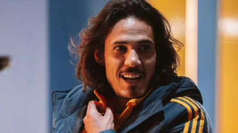 Los hinchas de un club europeo pidieron por Cavani.