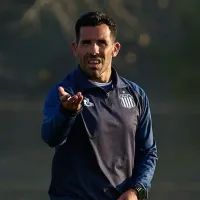 El difícil momento de Carlos Tevez como entrenador en Talleres: “Si nos volvemos locos…”