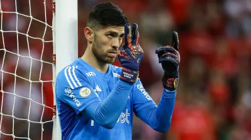 ¿Agustín Rossi puede jugar el Mundial?