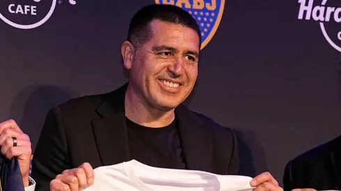 El reconocimiento que pretende hacerle Riquelme a un ídolo del club.