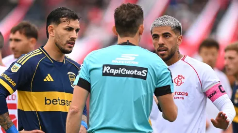 El cuerpo arbitral explicó por qué no echaron a Barrios por la piña a Merentiel en Boca vs. Barracas: "Es una jugada..."