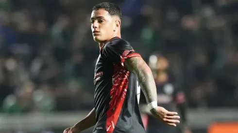 Morales volverá a Boca y el club tomó una postura con él.