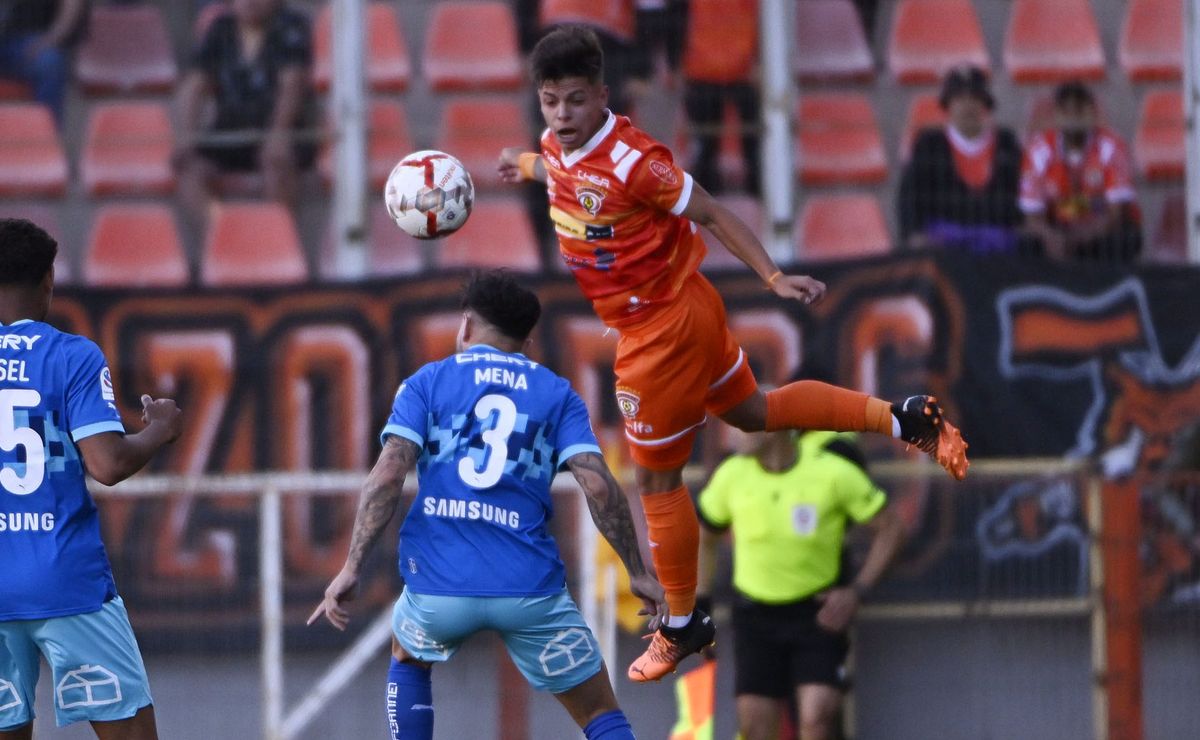 Estuvo en la órbita de Colo Colo, y ahora será compañero del Gato Lucero