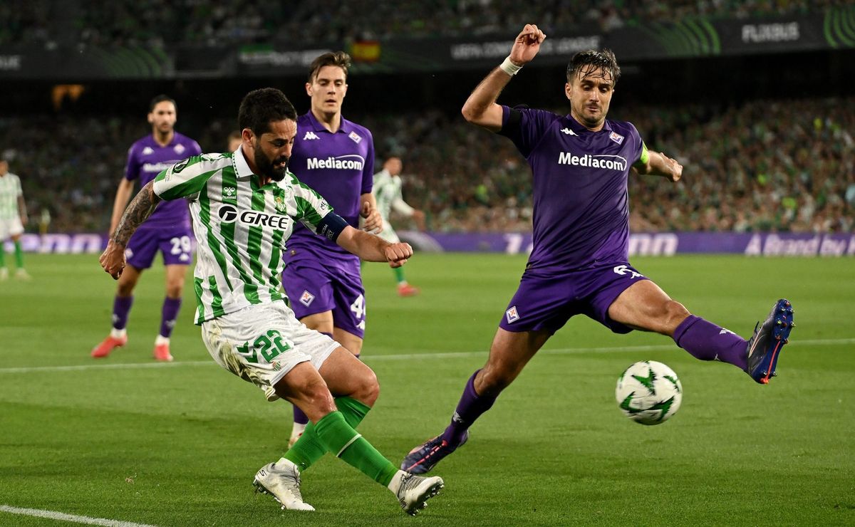 Real Betis vs. Fiorentina: A qué hora juegan, cómo y dónde ver en Chile