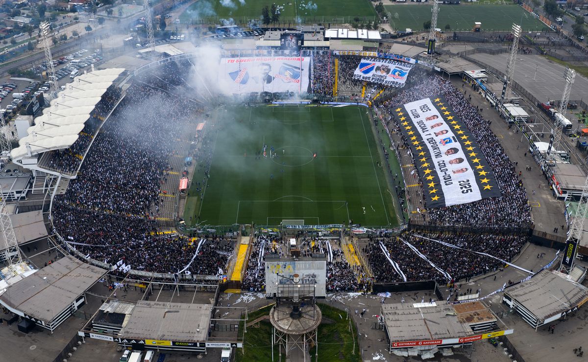 Duro palo desde ByN en Colo Colo: “El centenario fue un fracaso absoluto; bajaremos los costos del plantel”