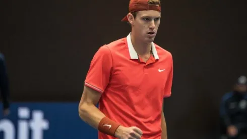 Nico Jarry venció en dos sets a Rodionov y puso a Chile en ventaja en la Copa Davis