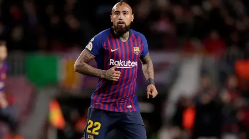 Vidal y Messi ingresaron para darle un segundo aire al Barcelona