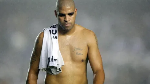 Adriano preocupa por su delicado estado financiero