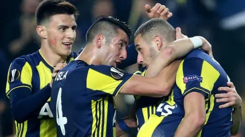 Isla celebró el gol de Slimani que los manda con ventaja a la vuelta en Rusia