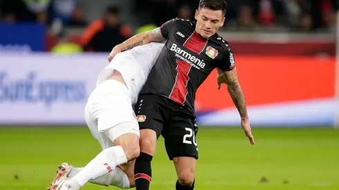 Aránguiz jugó todo el partido en la victoria del Leverkusen