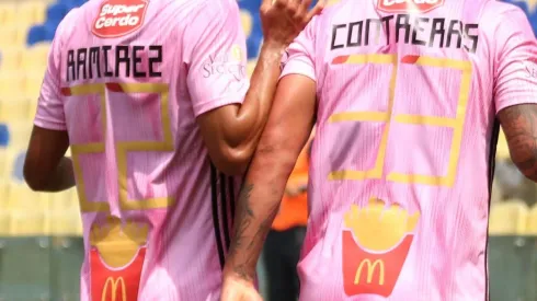 O'higgins mostró peculiares números en su camiseta hoy.