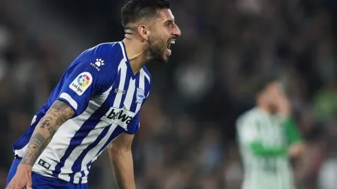 Maripán celebra su gol ante el Betis.