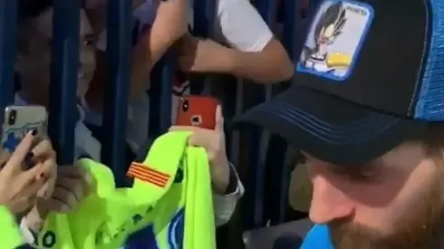 Messi la rompió con su gorra de Vegeta y desató la locura de los fanáticos