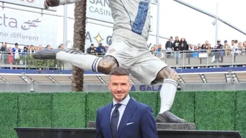 Beckham estuvo feliz y agradecido con su estatua en el estadio del Galaxy