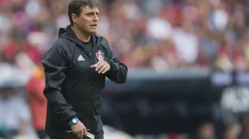 Atlas despide a Ángel Guillermo Hoyos