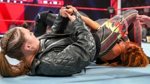 Ronda Rousey reclamó su campeonato y le dio una paliza a Becky Lynch