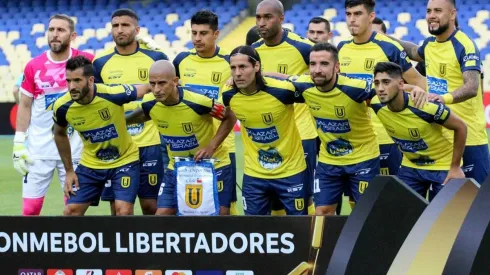UdeConce visita a Olimpia de Paraguay.