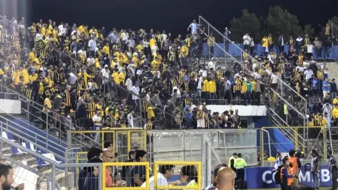 Los hinchas de Rosario Central en San Carlos.