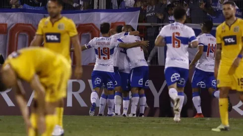 La UC sube en el Grupo 8 de la Copa Libertadores.
