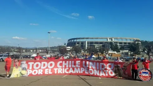 El lienzo de la Marea Roja en San Diego.
