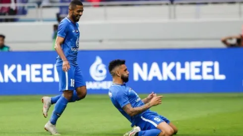 Fernández celebrando su gol al Arsenal