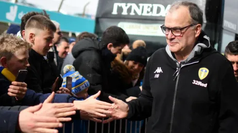 Leeds de Marcelo Bielsa se mete en puestos de ascenso directo