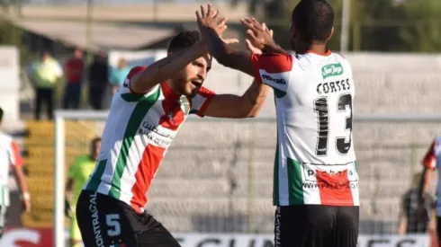 Palestino suma dudas en el torneo local, afuera puede ser otra la historia