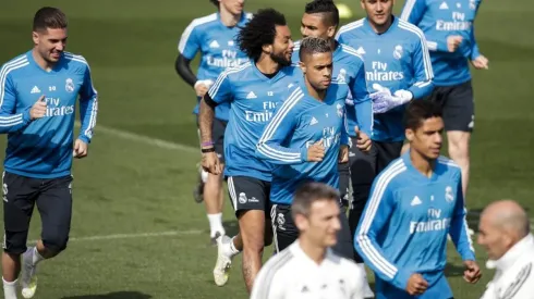 Se viene la podadora de Zizou.