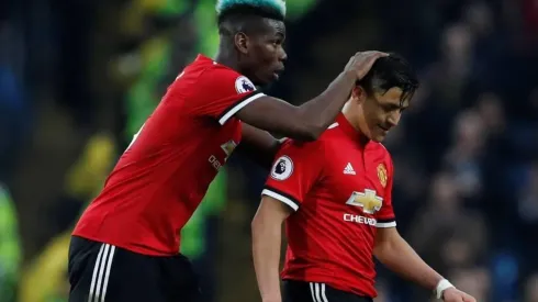 Pogba (izquierda) quiere un aumento salarial para equipararse con Alexis