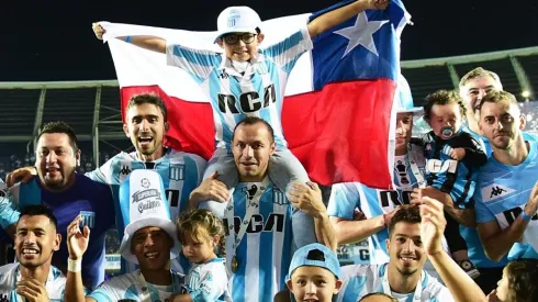 Así fue el festejo de Díaz y su hijo con la bandera chilena