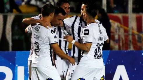 Colo Colo recibirá a la Universidad Católica de Ecuador en la Copa Sudamericana en el Monumental.