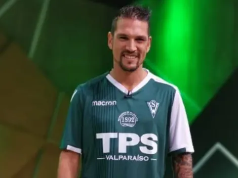 Mark González se pone uniforme de Wanderers y le gusta