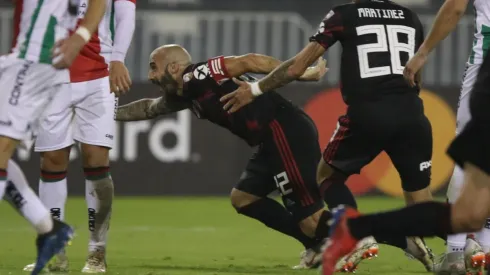 Pinola festeja su buen gol