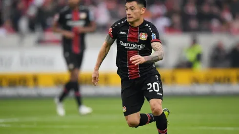 Charles abrió el camino para un Bayer que se ilusiona con la Europa League.