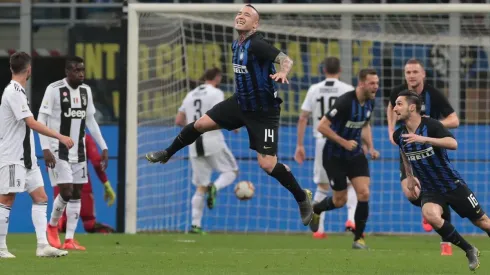 El festejo por todo lo alto de Nainggolan tras su megagolazo