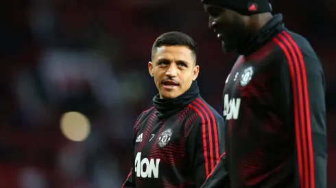 Neville descharchetó el momento de Alexis y dos más de sus compañeros