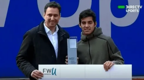 Garín recibe su trofeo y un cheque por 90.390 euros (68 millones de pesos)