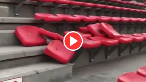 Así quedaron las sillas en el recinto cementero